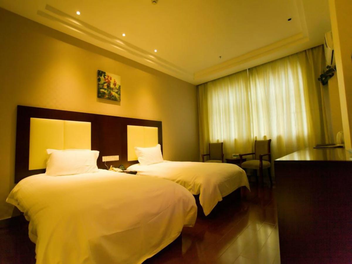 Greentree Inn Beijing Daxing Huangcun Qingyuan Road Metro Station Express Hotel Экстерьер фото